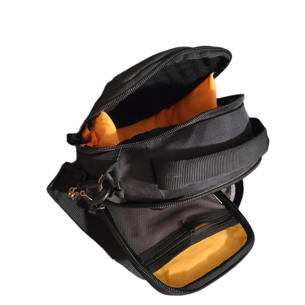 CASE LOGIC zippered camera bag - Picture 8 of 13